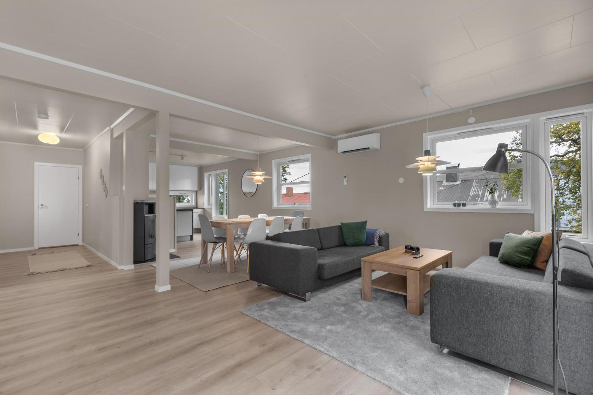Stort Hus Med Mange Soverom Sentralt I Vakantiehuis Tromsø